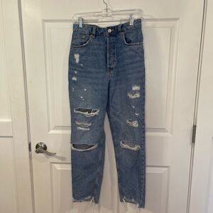 DIVIDED H&M Medium Wash Distressed Button Fly Raw Hem Cropped Straight Jeans